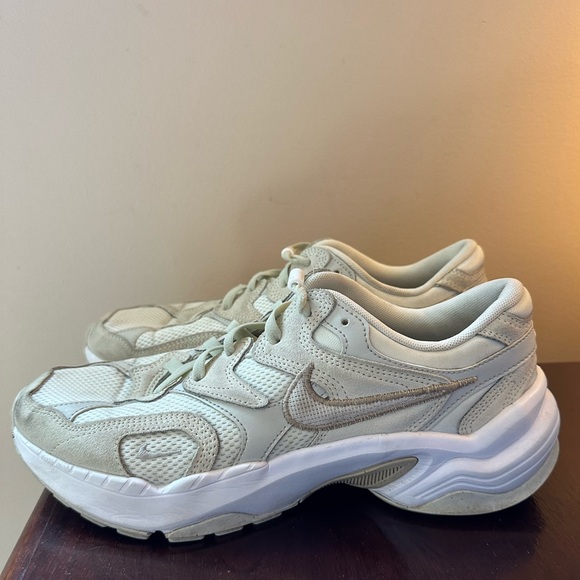 Nike AL8 Sneakers - Picture 3 of 9